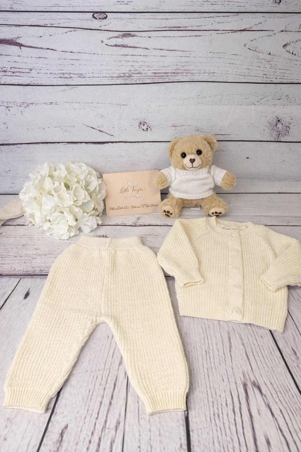 Neutral Knitted Baby Gift Set